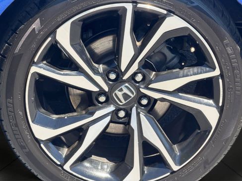 Used 2017 Honda Civic Si image 11