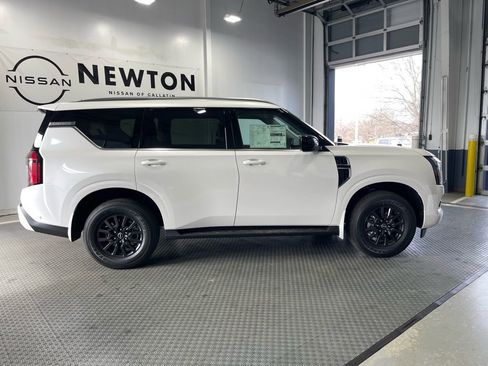 New 2026 Nissan Armada SV image 7