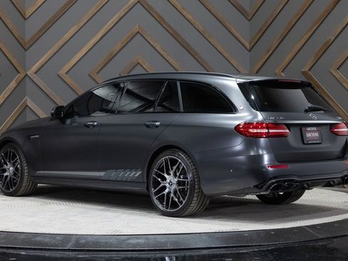 Used 2023 Mercedes-Benz E 63 AMG S image 2