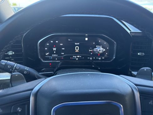 Used 2023 GMC Sierra 1500 SLT AWD/4WD image 11