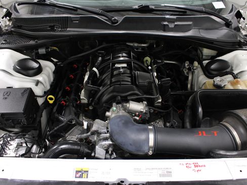 Used 2015 Dodge Challenger R/T Plus RWD image 35
