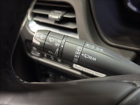 Used 2024 Chevrolet Suburban Premier image 26