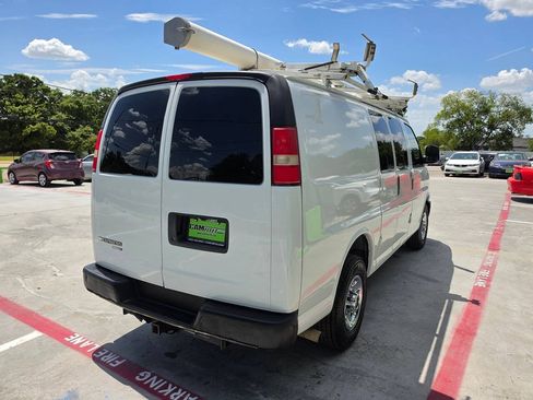 Used 2012 Chevrolet Express 2500 w/ Cold Climate Package RWD image 12