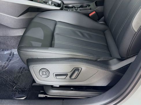 Used 2022 Audi A3 2.0T Premium Plus w/ Premium Plus Package FWD image 18