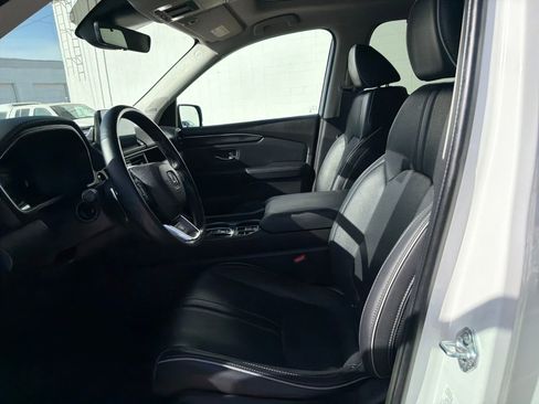 Used 2023 Honda Pilot Elite image 14