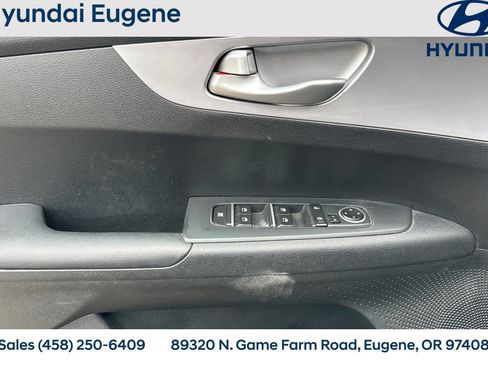 Used 2024 Kia Forte LXS FWD image 12