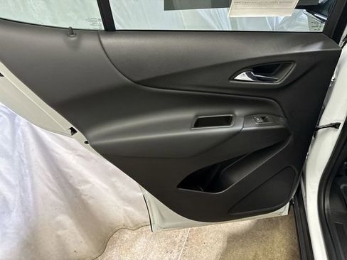 Certified 2024 Chevrolet Equinox LT image 23