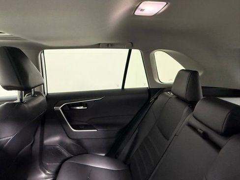 Used 2025 Toyota RAV4 XLE Premium image 36