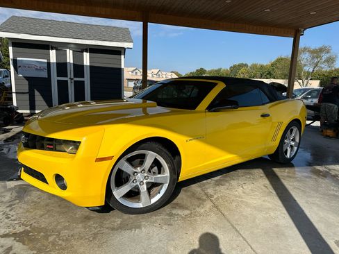 Used 2012 Chevrolet Camaro LT w/ RS Package image 2