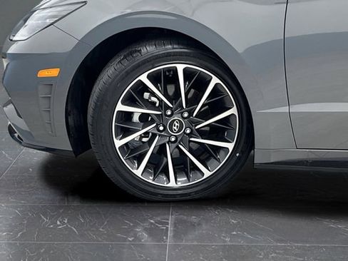 Used 2020 Hyundai Sonata Limited image 37