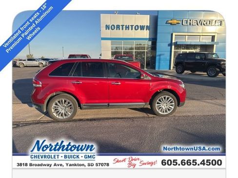 Used 2013 Lincoln MKX Base image 4
