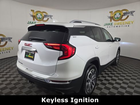 Certified 2020 GMC Terrain SLT w/ Preferred Package image 9