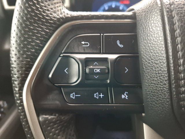 Used 2024 Toyota Tacoma TRD Off-Road AWD/4WD image 31
