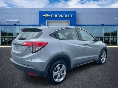 Used 2021 Honda HR-V LX image 6