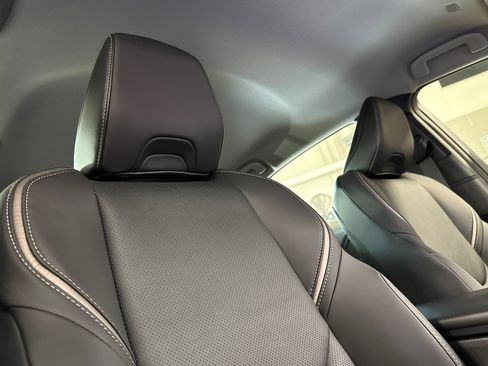 New 2027 Toyota Prius XLE FWD image 19