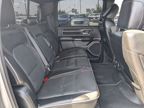 Used 2020 RAM 1500 Laramie AWD/4WD image 28