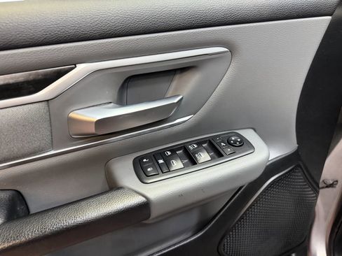 Used 2020 RAM 1500 Big Horn image 16