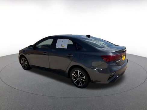 Used 2024 Kia Forte LXS FWD image 10