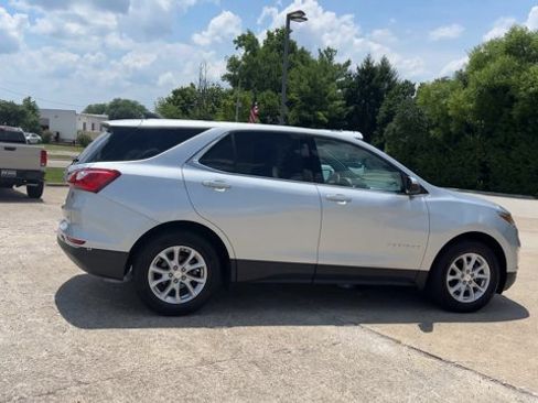 Used 2019 Chevrolet Equinox LT FWD image 9