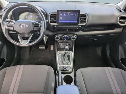 Used 2023 Hyundai Venue SEL FWD image 15