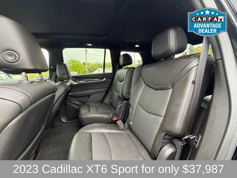 Used 2023 Cadillac XT6 Sport w/ Technology Package AWD/4WD image 9