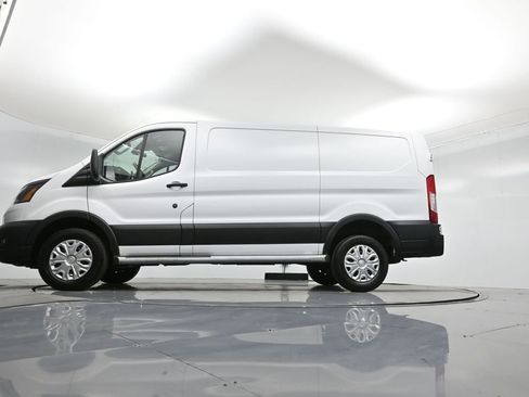 Certified 2023 Ford Transit 250 Low Roof image 8
