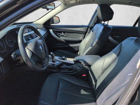 Used 2015 BMW 320i Sedan image 18