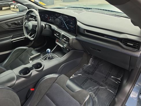 Used 2025 Ford Mustang Dark Horse RWD image 31