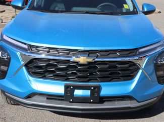 New 2026 Chevrolet Trax LT w/ LPO, Blackout Package video 2