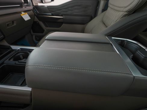 Used 2026 Ford F450 Platinum w/ Platinum Plus Package AWD/4WD image 30