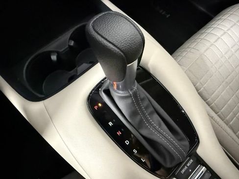 Used 2024 Honda HR-V LX image 25
