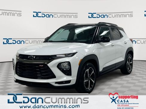 Used 2023 Chevrolet TrailBlazer RS w/ Sun and Liftgate Package AWD/4WD image 1