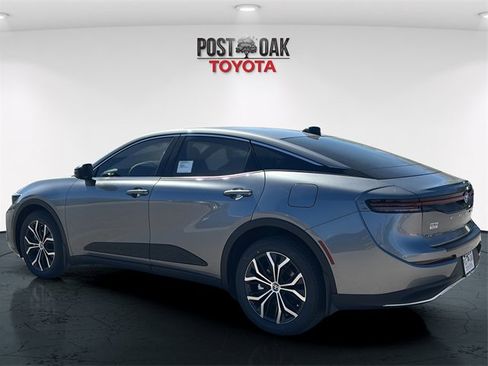 New 2026 Toyota Crown XLE image 5