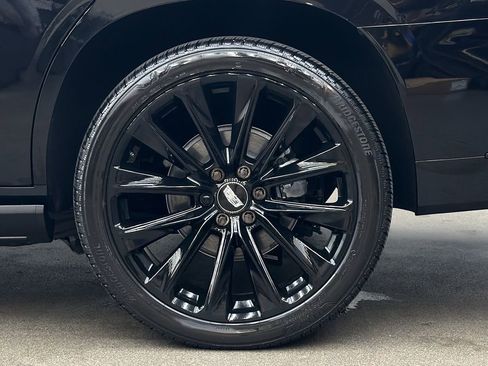 Used 2026 Cadillac Escalade Platinum Sport w/ LPO, ONYX Package image 12
