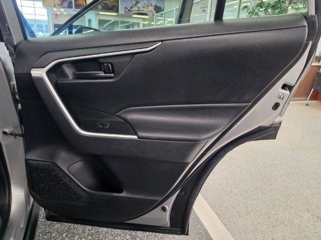 Used 2019 Toyota RAV4 LE w/ Carpet Mat Package FWD image 29