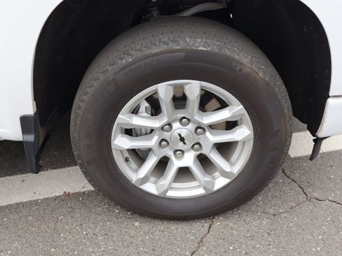 Certified 2023 Chevrolet Silverado 1500 RST image 39