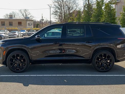 Used 2024 Chevrolet Traverse RS w/ LPO, Floor Liner Package image 4