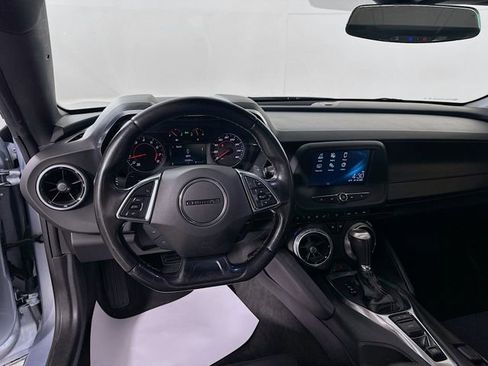 Used 2018 Chevrolet Camaro LT image 20