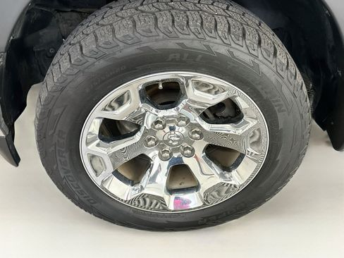 Used 2021 RAM 1500 Big Horn AWD/4WD image 11