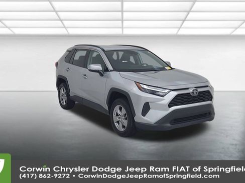 Used 2024 Toyota RAV4 XLE image 3