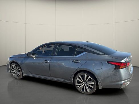 Used 2020 Nissan Altima 2.5 SR FWD image 5