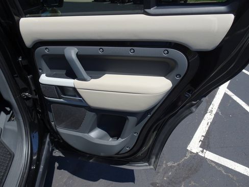 Certified 2023 Land Rover Defender 110 S AWD/4WD image 22