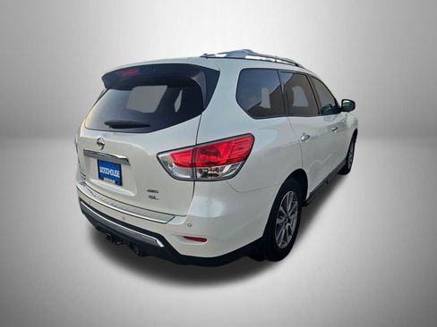 Used 2015 Nissan Pathfinder SL w/ SL Premium Package image 3