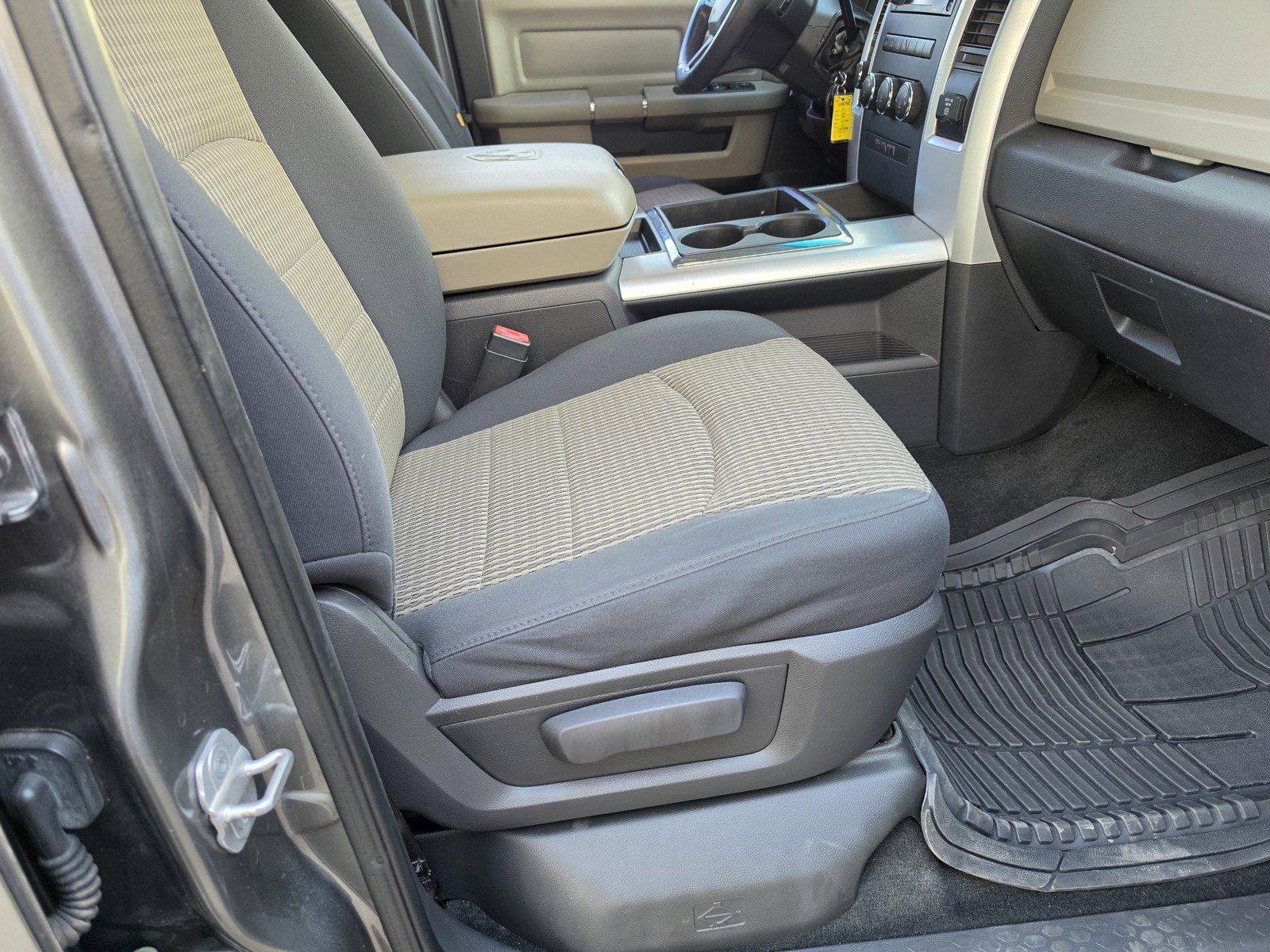 Used 2012 RAM 3500 Big Horn AWD/4WD image 20