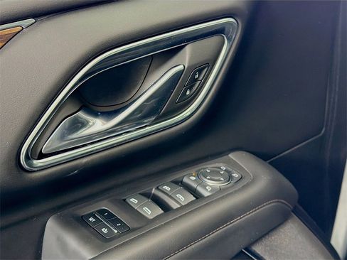 Used 2023 Chevrolet Tahoe High Country image 21