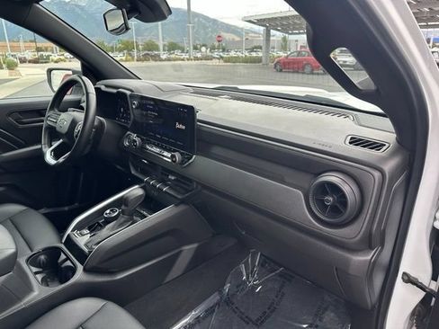 Certified 2025 Chevrolet Colorado Trail Boss AWD/4WD image 33