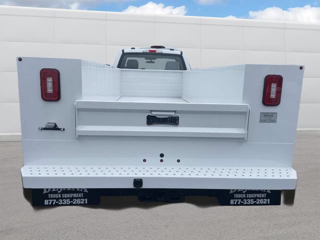 New 2026 Ford F550 4x4 Regular Cab Super Duty image 3