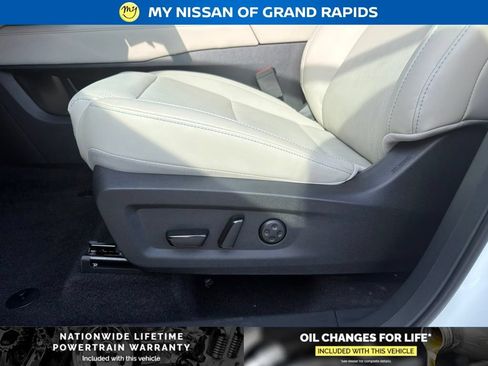 New 2026 Nissan Murano Platinum w/ Cargo Package AWD/4WD image 12