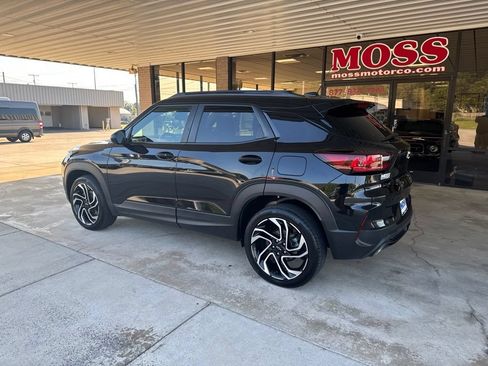 Used 2025 Chevrolet TrailBlazer RS w/ Convenience Package AWD/4WD image 6