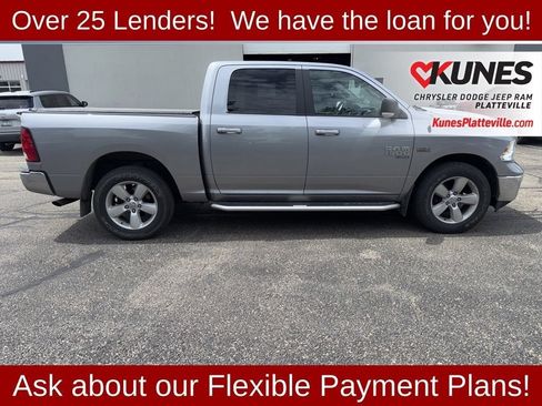 Used 2019 RAM 1500 Classic SLT w/ Luxury Group AWD/4WD image 11